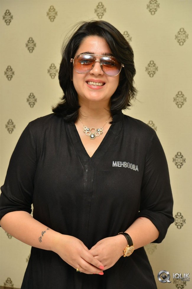 Charmy-Kaur-Latest-Photos